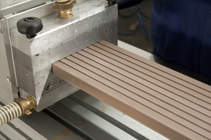 Линии для производства профилей ДПК