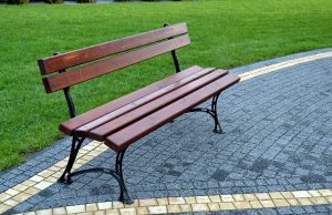 Покупка парковой скамейки Покупка парковой скамейки