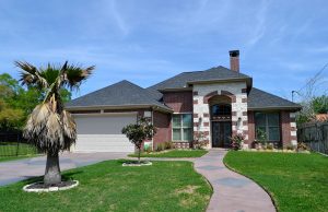 Оформление дорожки клинкером