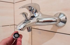 Какие бывают смесители для ванной