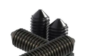 Для чего используются установочные винты?