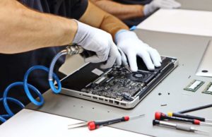 Ноутбук — это устройство, которым пользуются каждый день