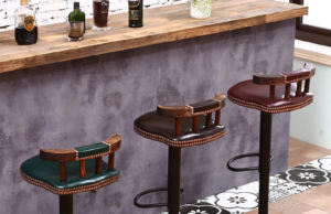 Барные стулья в домашнем интерьере