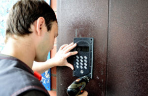 Для чего нужен домофон и как его выбрать