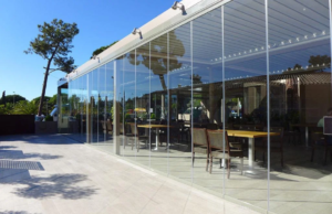 Современное остекление ресторанов