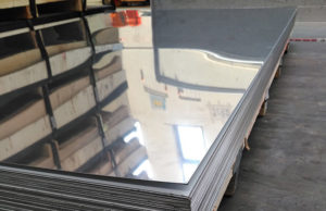 Чем популярны листы из нержавеющей стали?