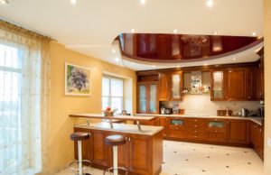 Натяжные потолки для кухни в Набережных Челнах