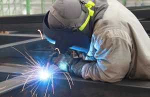 Сварочные костюмы: все, что нужно о них знать