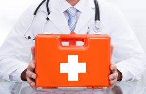 Набор для оказания первой медицинской помощи: что туда входит?
