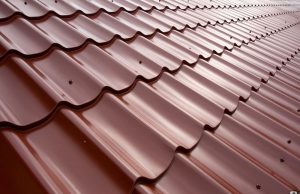 Металлочерепица в строительстве: что это, кем используется и как