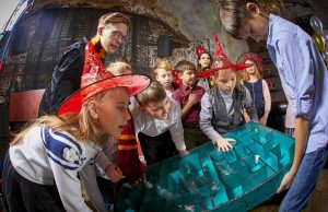 Детские квесты: с поиском сокровищ, машина времени, хорроры