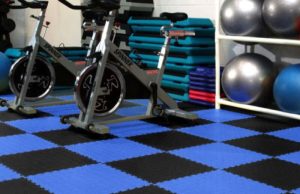 Плюсы резинового модульного покрытия, как его выбрать и купить