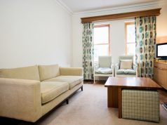 Двухкомнатная квартира: особенности планировки и дизайна https://ru.freepik.com/free-photo/view-of-living-room_1009003.htm#fromView=search&page=1&position=12&uuid=da8bead5-a6df-42da-b1b0-73825d55d346