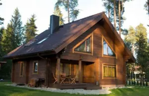 Строительство деревянных домов: плюсы и этапы процесса