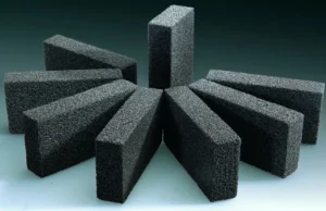 Особенности и плюсы блоков из пеностекла