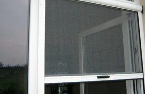 Шторы плиссе, рулонные шторы и москитные сетки: функциональность, комфорт и стиль